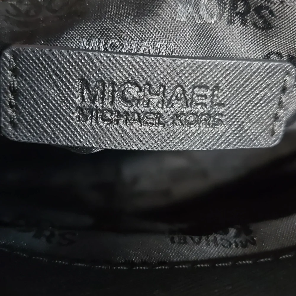 Michael Kors Hudson Satchel In Saffiano Leather